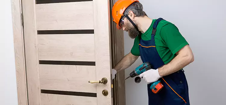 Replace Internal Door Handle with Lock Tupelo